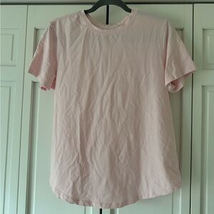 Love Curved-Hem Crewneck T-Shirt - Strawberry Milkshake